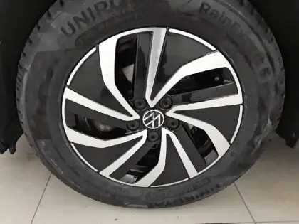 Photo 12 Volkswagen Polo  1.0 TSI 95 S&S BVM5