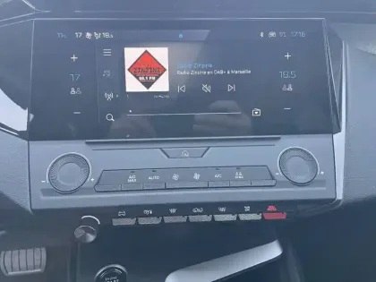 Photo 19 Peugeot 308  BlueHDi 130ch S&S EAT8