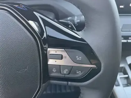 Photo 23 Peugeot 308  BlueHDi 130ch S&S EAT8