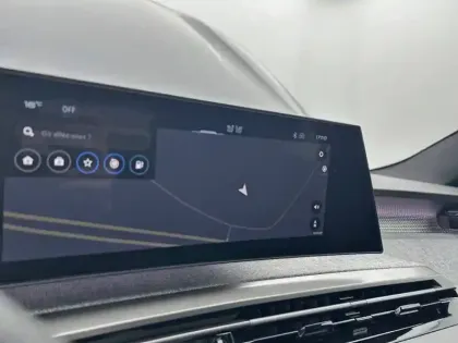 Photo 76 Peugeot 3008  Hybrid 145 e-DCS6