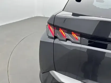 Photo 70 Peugeot 3008  Hybrid 145 e-DCS6