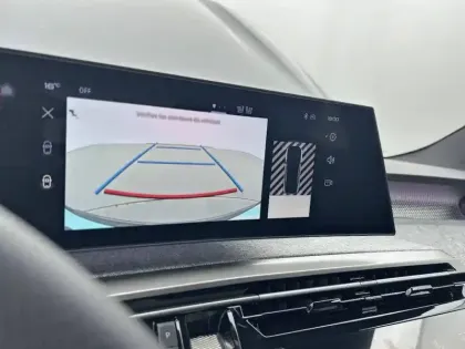 Photo 78 Peugeot 3008  Hybrid 145 e-DCS6