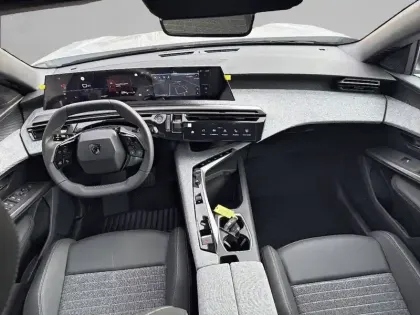 Photo 16 Peugeot 3008  Hybrid 145 e-DCS6