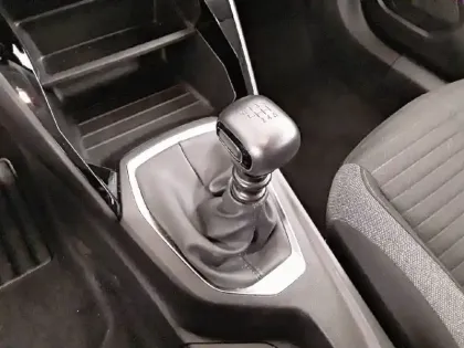 Photo 13 Peugeot 2008  BlueHDi 110 S&S BVM6