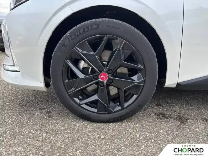 Photo 89 DS DS 4  Hybride E-Tense 225 EAT8