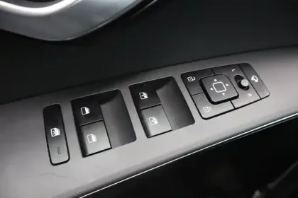 Photo 104 Kia Niro  1.6 GDi 141 ch HEV DCT6