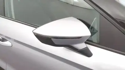 Photo 60 Seat Arona  1.0 TSI 95 ch Start/Stop BVM5