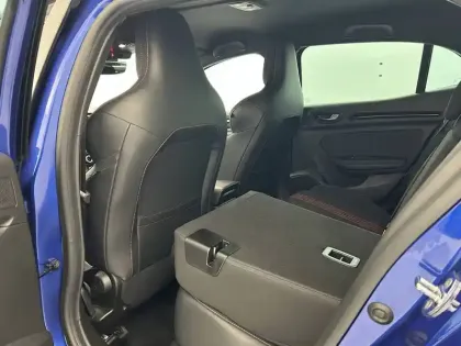 Photo 26 Renault Megane Mégane IV Berline TCe 160 EDC FAP