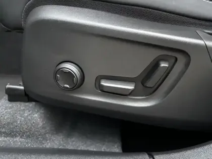 Photo 10 Volvo Xc40  B3 163 ch DCT7