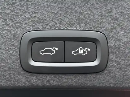 Photo 38 Volvo Xc40  B3 163 ch DCT7