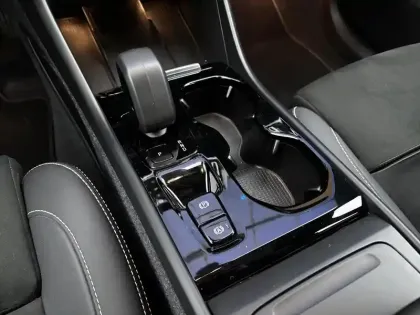 Photo 19 Volvo Xc40  B3 163 ch DCT7