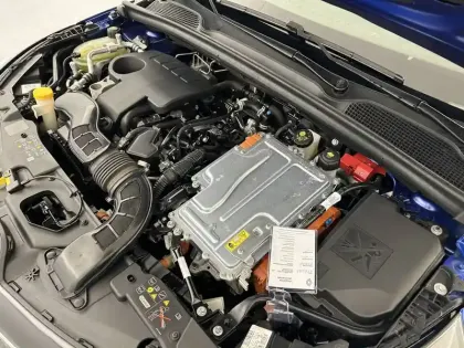 Photo 21 Renault Clio  E-Tech 140 - 21N