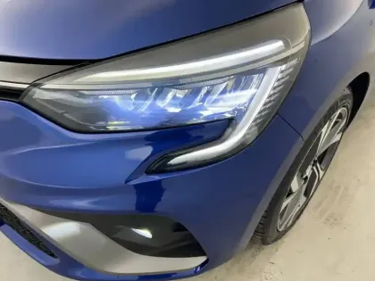 Photo 20 Renault Clio  E-Tech 140 - 21N