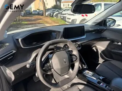 Photo 7 Peugeot 208  Electrique 50 kWh 136ch