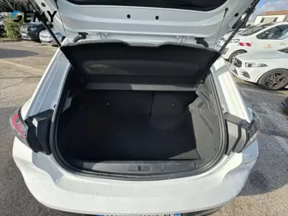 Photo 5 Peugeot 208  Electrique 50 kWh 136ch
