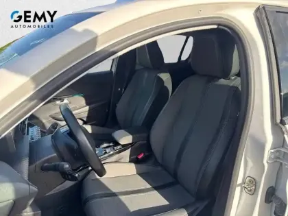 Photo 8 Peugeot 208  Electrique 50 kWh 136ch