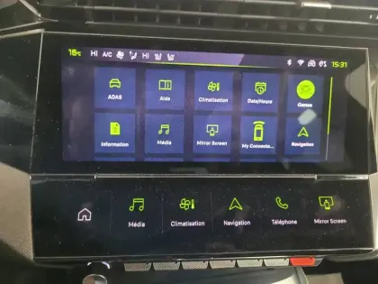 Photo 18 Peugeot 308  PureTech 130ch S&S EAT8