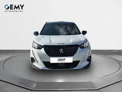 Photo 33 Peugeot 2008  PureTech 130 S&S EAT8