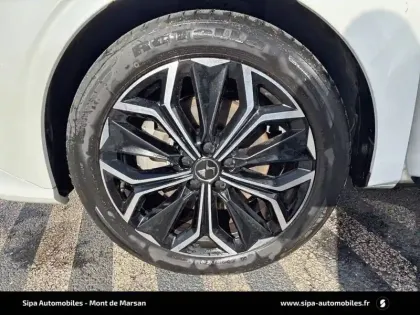 Photo 10 DS DS 4  Hybride E-Tense 225 EAT8