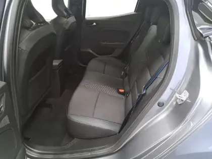 Photo 111 Renault Clio  E-Tech full hybrid 145 ch GSR2