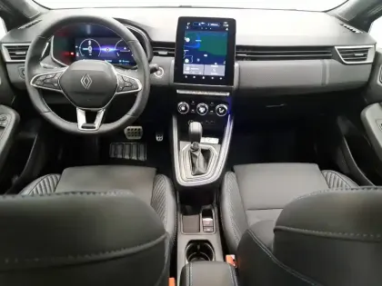Photo 41 Renault Clio  E-Tech full hybrid 145 ch GSR2