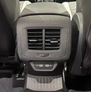 Photo 46 Volkswagen T-roc  1.5 TSI EVO 150 Start/Stop DSG7