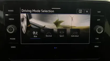 Photo 39 Volkswagen T-roc  1.5 TSI EVO 150 Start/Stop DSG7