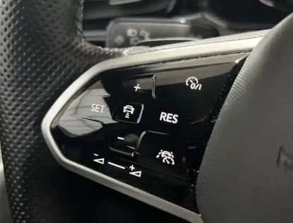 Photo 19 Volkswagen T-roc  1.5 TSI EVO 150 Start/Stop DSG7