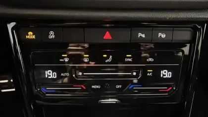 Photo 44 Volkswagen T-roc  1.5 TSI EVO 150 Start/Stop DSG7