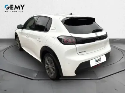 Photo 6 Peugeot 208  Electrique 50 kWh 136ch