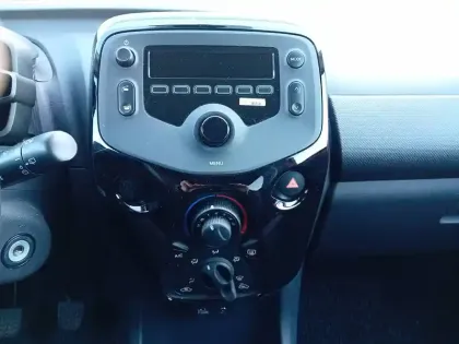 Photo 13 Citroën C1  VTi 72 S&S