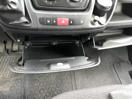 Photo 24 Peugeot Boxer  TOLE 333 L3H2 BLUEHDI 165 S&S