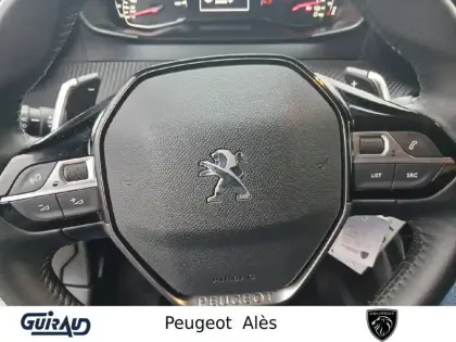 Photo 60 Peugeot 2008  PureTech 130 S&S EAT8