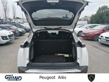 Photo 5 Peugeot 2008  PureTech 130 S&S EAT8