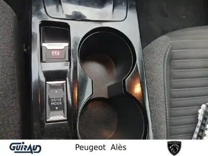 Photo 15 Peugeot 2008  PureTech 130 S&S EAT8