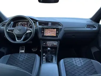 Photo 10 Volkswagen Tiguan  2.0 TDI 150ch DSG7