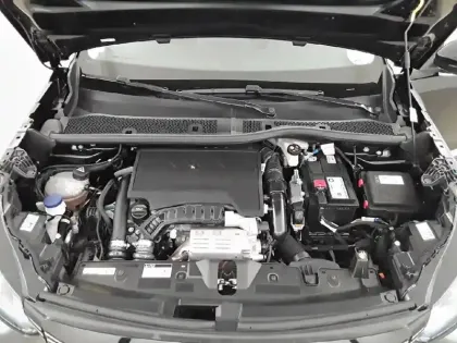 Photo 23 Peugeot 2008  PureTech 130 S&S EAT8