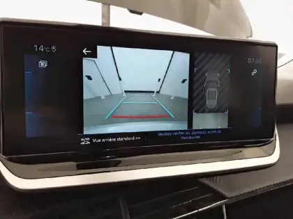 Photo 17 Peugeot 2008  PureTech 130 S&S EAT8