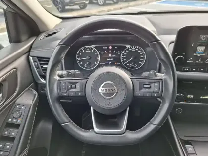 Photo 13 Nissan Qashqai  Mild Hybrid 158 ch Xtronic