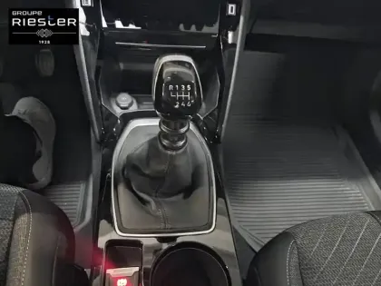 Photo 13 Peugeot 208  PureTech 100 S&S BVM6