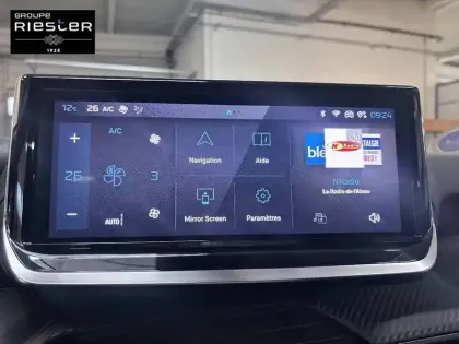 Photo 18 Peugeot 208  PureTech 100 S&S BVM6