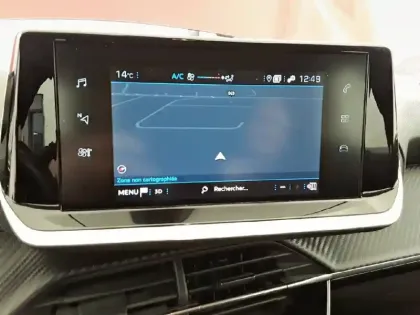 Photo 14 Peugeot 208  PureTech 75 S&S BVM5