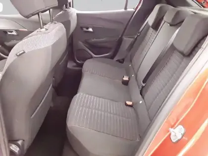 Photo 11 Peugeot 208  PureTech 75 S&S BVM5