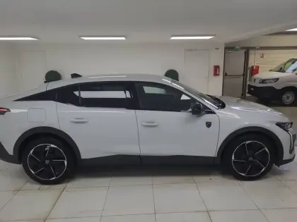 Photo 7 Peugeot 408  Hybrid 145 e-DCS6