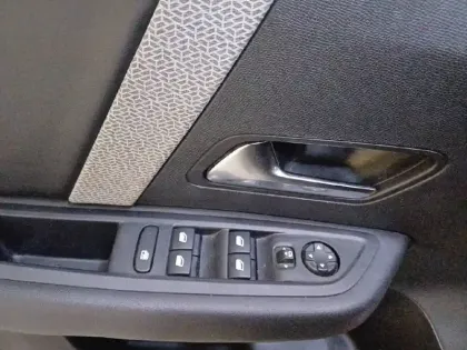 Photo 29 Citroën C4  PureTech 130 S&S EAT8