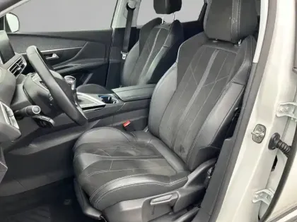 Photo 10 Peugeot 3008  1.2 Puretech 130ch S&S BVM6