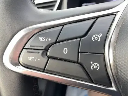 Photo 20 Renault Clio  Blue dCi 100 ch GSR2