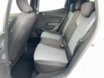 Photo 26 Renault Clio  Blue dCi 100 ch GSR2