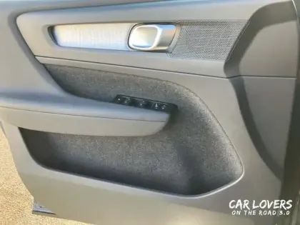 Photo 29 Volvo Xc40  T4 Recharge 129+82 ch DCT7