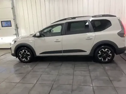 Photo 51 Dacia Jogger  Hybrid 155 7 places